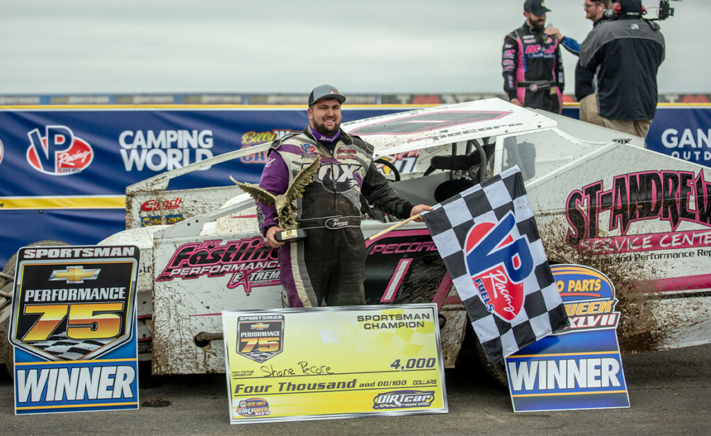 Shane Pecore in Victory Lane at Super DIRT Week